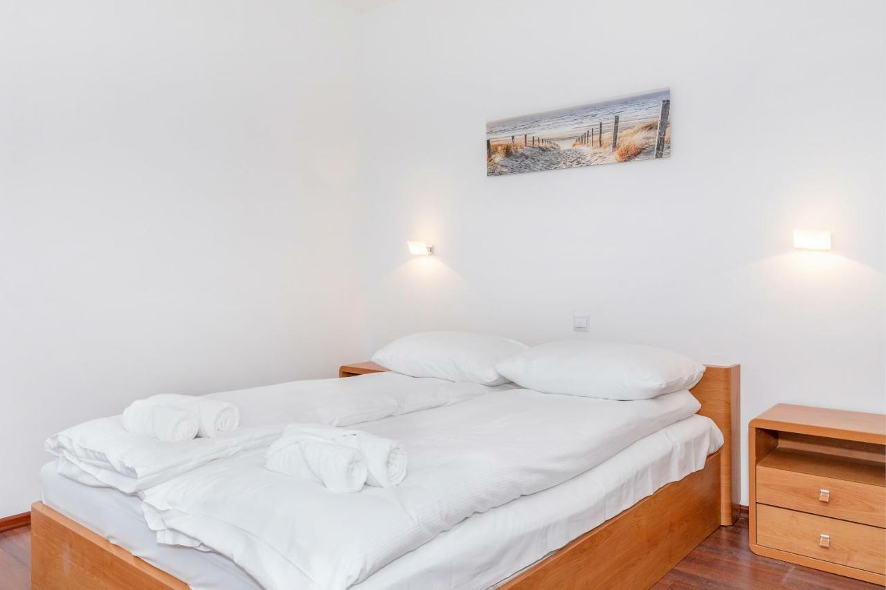 Apartamenty Morskie Oko By Noclegi Renters Miedzyzdroje Exterior photo